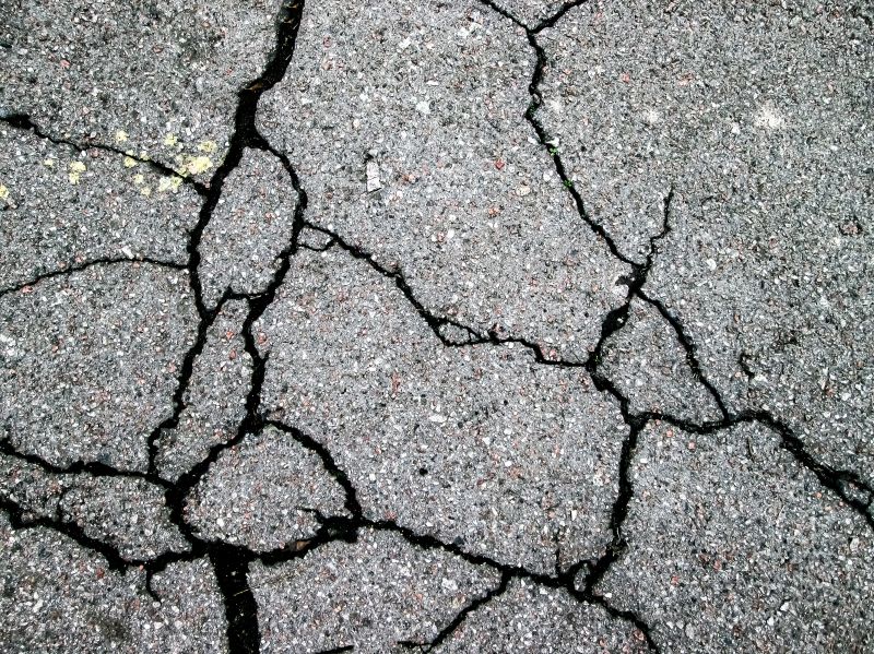 Driveway Cracks Repair Service